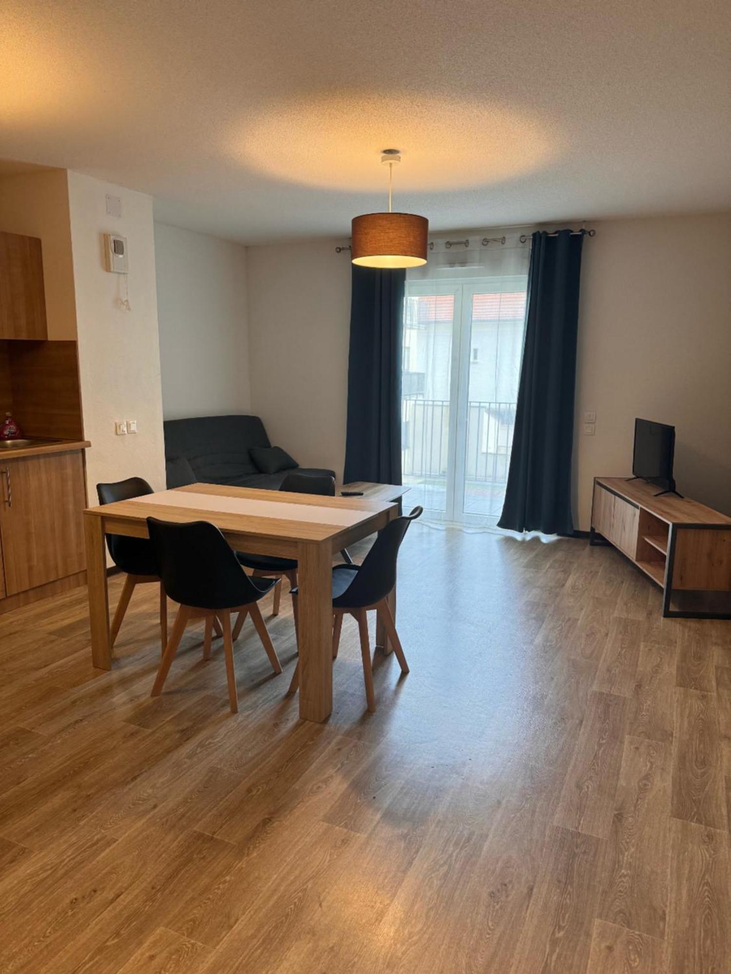 Kosy Appart'Hotel 7Eme Art Saint-Avold Zewnętrze zdjęcie